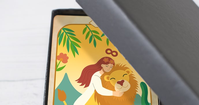 蓋を開けた瞬間のトキメキは貼り箱ならでは